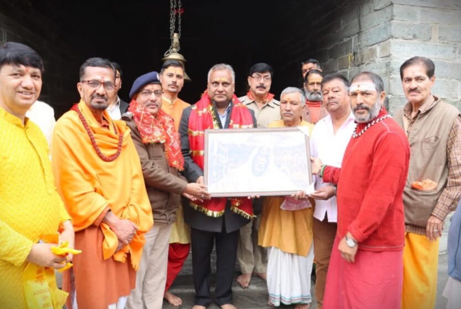 चारधाम यात्रा 2026 को लेकर चमोली में मंथन, एडीजी अंशुमान ने तैयारियों का लिया जायजा
